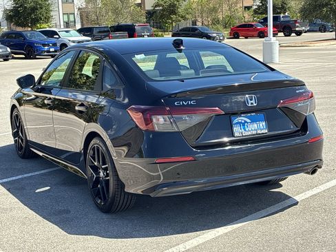 Certified 2025 Honda Civic Sport image 4
