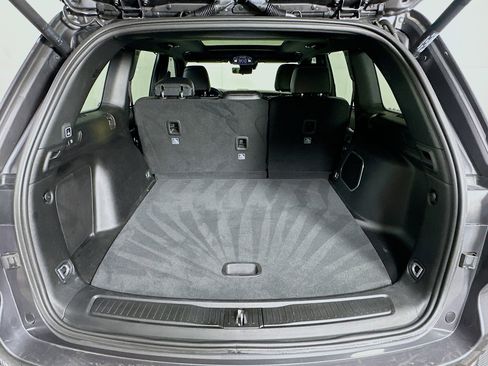 Used 2024 Jeep Grand Cherokee Limited 4xe w/ Luxury Tech Group II image 30