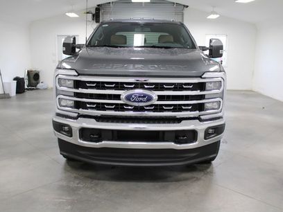 New 2026 Ford F250 Lariat w/ Chrome Package