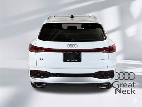 New 2025 Audi Q5 Premium Plus image 21