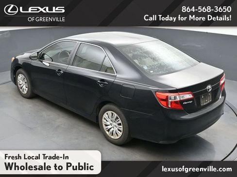 Used 2014 Toyota Camry FWD image 22