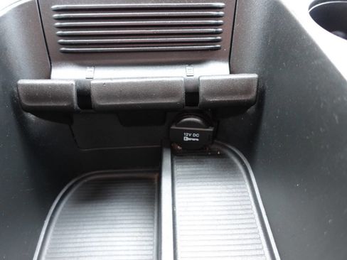 Used 2016 RAM 1500 Big Horn image 49