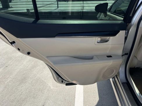 Used 2015 Lexus ES 350 image 16
