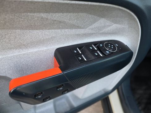 Used 2024 Ford Maverick XLT FWD image 23