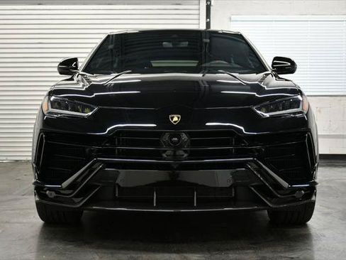 Used 2024 Lamborghini Urus Performante AWD/4WD image 30