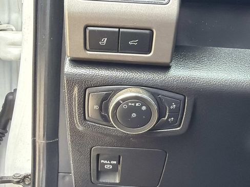 Used 2020 Ford Expedition XLT w/ Equipment Group 202A RWD image 24