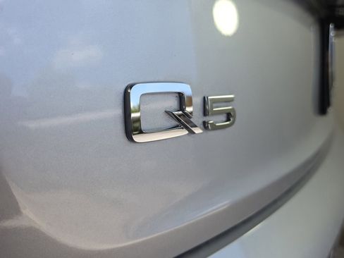 Certified 2023 Audi Q5 2.0T Premium Plus w/ Premium Plus Package AWD/4WD image 11