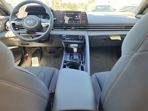 New 2025 Hyundai Elantra Blue image 12