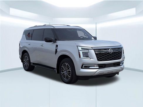 Used 2025 Nissan Armada SL RWD image 8