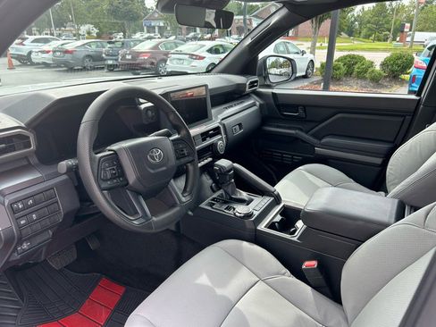 Used 2025 Toyota Tacoma SR5 image 10