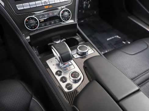 Used 2014 Mercedes-Benz SL 63 AMG image 27