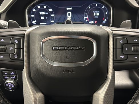 Used 2023 GMC Sierra 1500 Denali AWD/4WD image 15