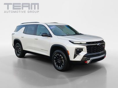 Used 2024 Chevrolet Traverse Z71 w/ Enhanced Driving Package