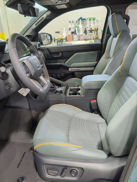 New 2026 Toyota 4Runner Trailhunter AWD/4WD image 2