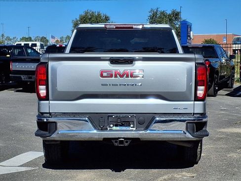 Used 2024 GMC Sierra 1500 SLE image 6