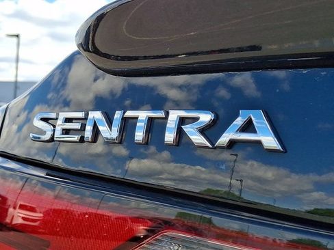 Used 2023 Nissan Sentra SR w/ Electronics Package FWD image 28