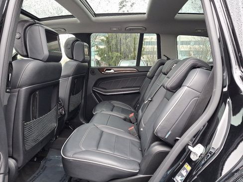 Used 2014 Mercedes-Benz GL 550 4MATIC image 10