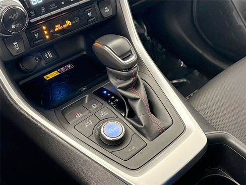 Certified 2024 Toyota RAV4 XSE w/ Premium Package image 27