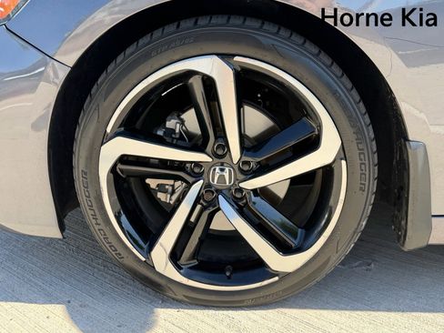 Used 2020 Honda Accord Sport image 8