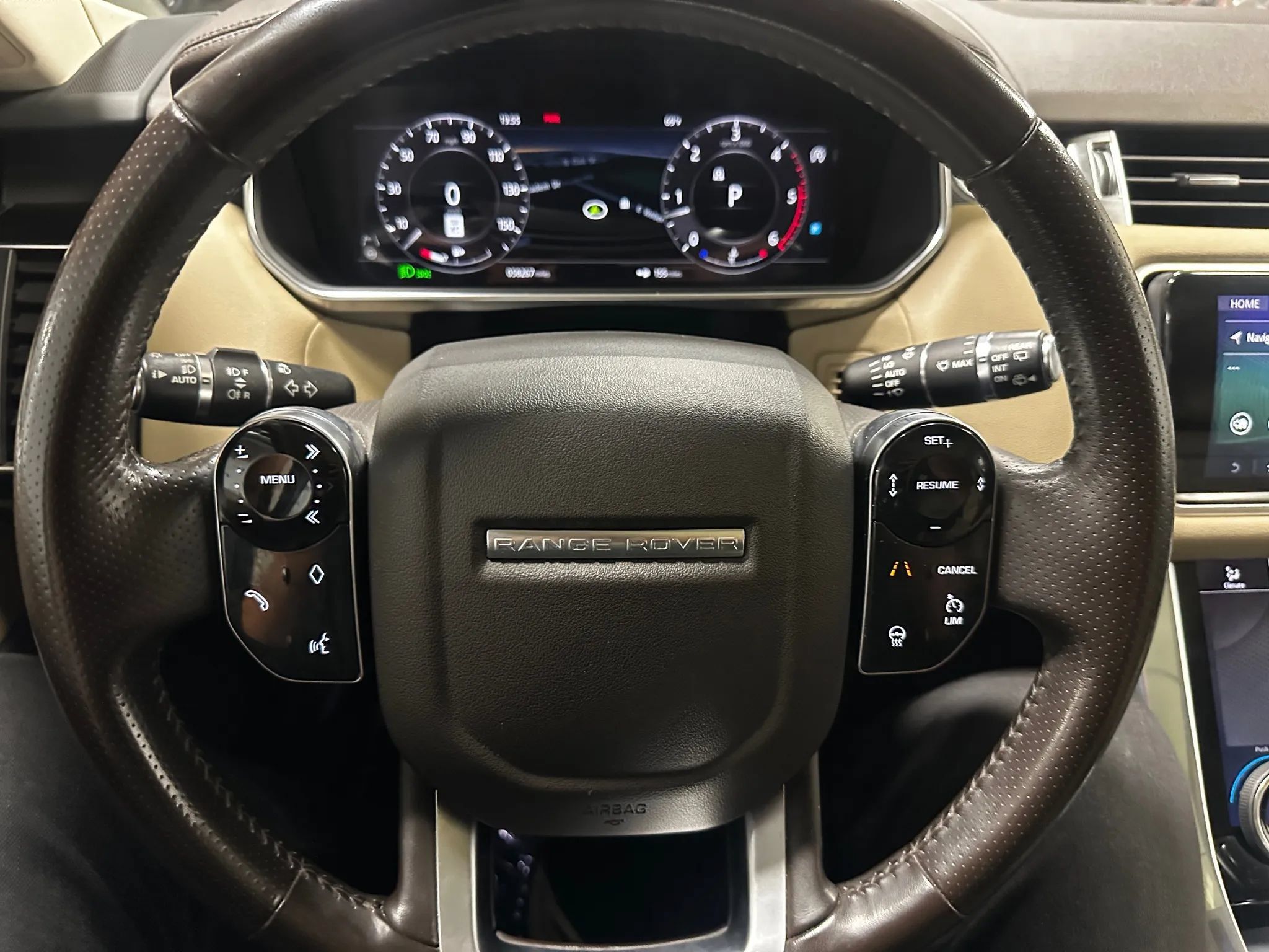 Used 2019 Land Rover Range Rover Sport HSE AWD/4WD image 25