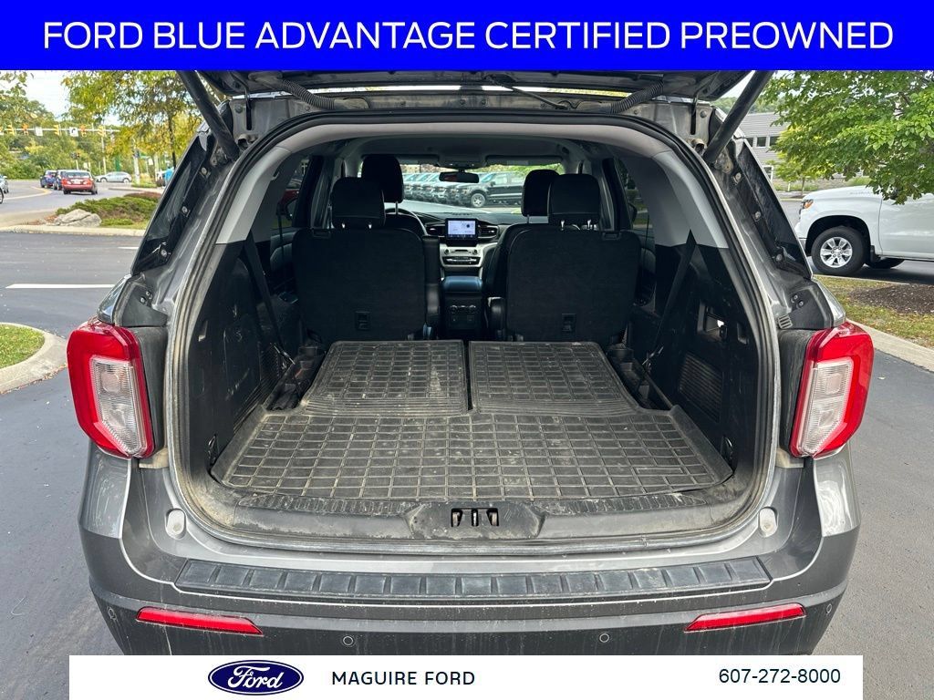 Used 2021 Ford Explorer XLT w/ Equipment Group 202A AWD/4WD image 11