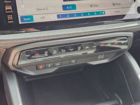 New 2026 Jeep Cherokee Laredo AWD/4WD image 26