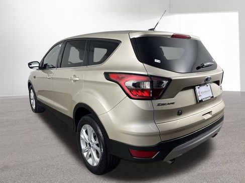 Used 2017 Ford Escape SE image 30