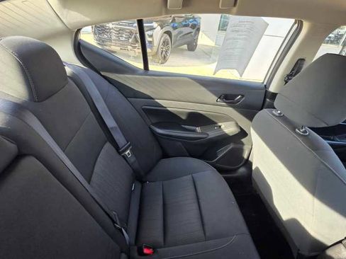 Used 2024 Nissan Altima 2.5 SV image 19