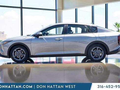 Used 2025 Kia K4 FWD image 2
