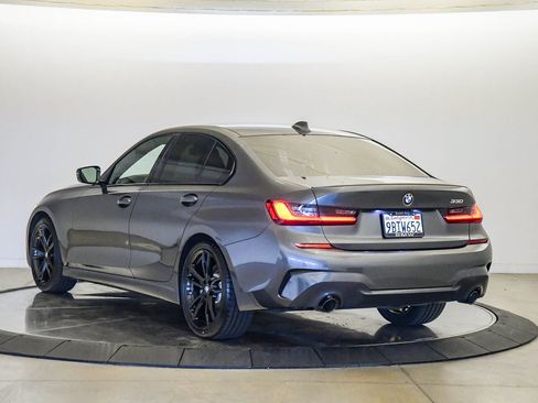 Certified 2022 BMW 330i Sedan w/ M Sport Package image 2