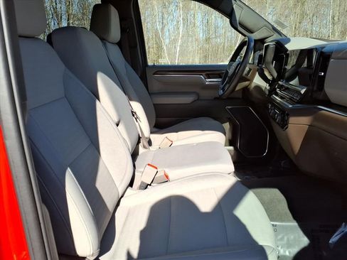 Used 2023 Chevrolet Silverado 1500 LT image 10