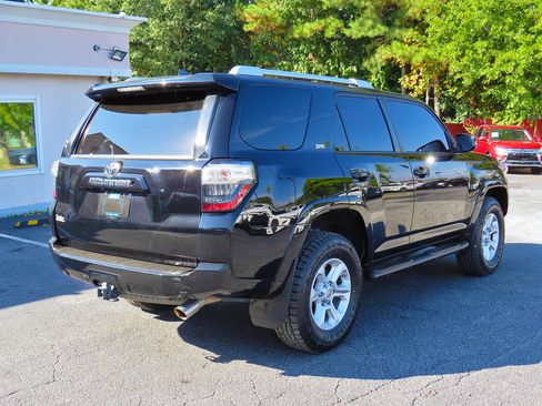 Used 2016 Toyota 4Runner Limited image 7