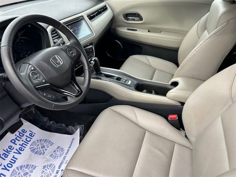 Used 2018 Honda HR-V EX-L image 10