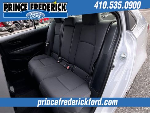 Used 2025 Toyota Corolla LE image 24