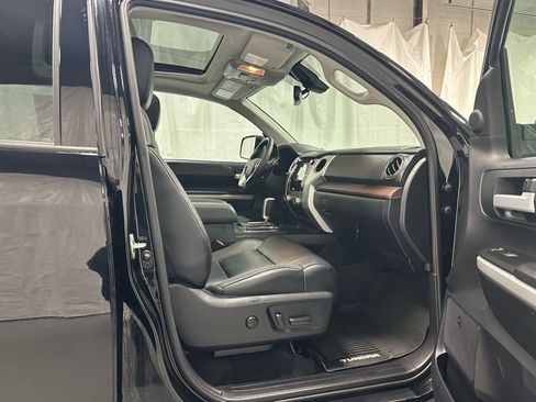 Used 2020 Toyota Tundra Limited w/ Limited Premium Package image 58
