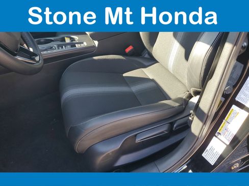 Used 2023 Honda Civic Sport image 18