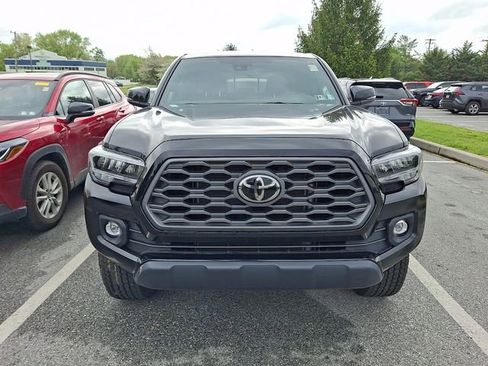 Certified 2023 Toyota Tacoma TRD Off-Road AWD/4WD image 2