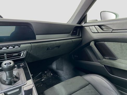 Used 2023 Porsche 911 Carrera GTS image 24