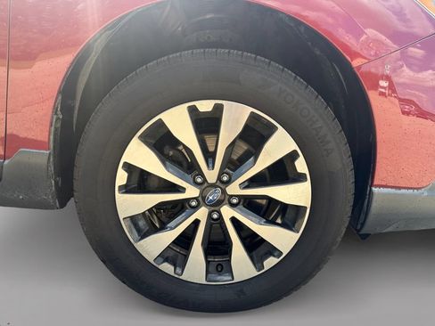 Used 2016 Subaru Outback 2.5i Limited AWD/4WD image 9