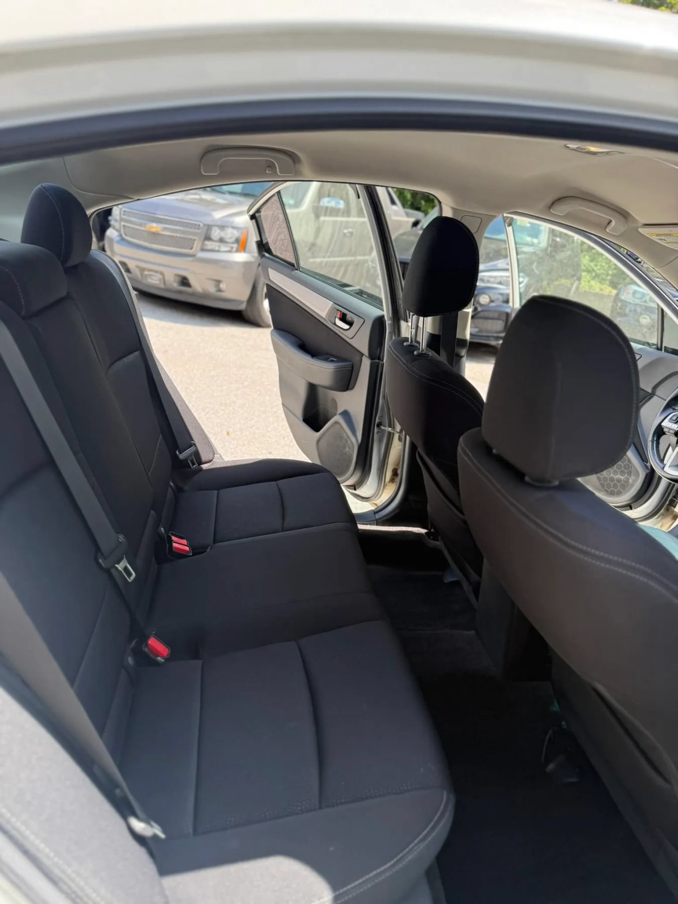 Used 2015 Subaru Legacy 2.5i Premium AWD/4WD image 15