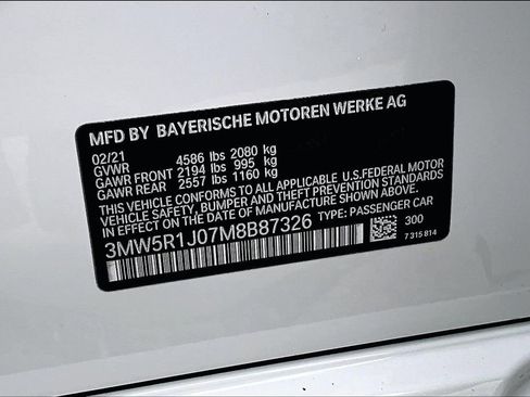 Used 2021 BMW 330i Sedan w/ Driving Assistance Package image 34