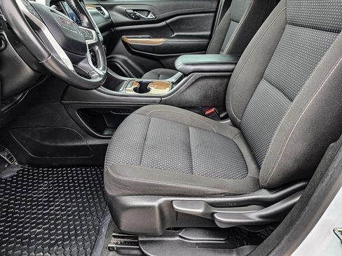 Used 2020 GMC Acadia SLE w/ LPO, Floor Liner Package image 11