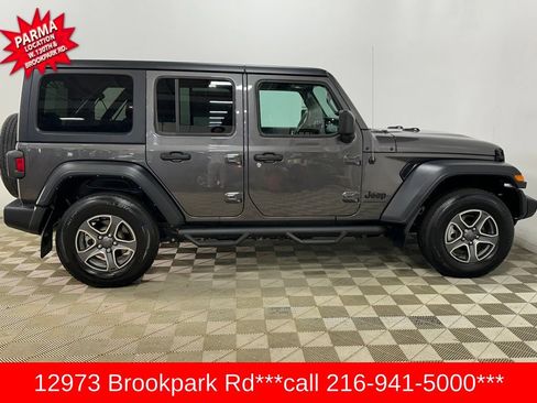 Used 2023 Jeep Wrangler Unlimited Sport AWD/4WD image 4