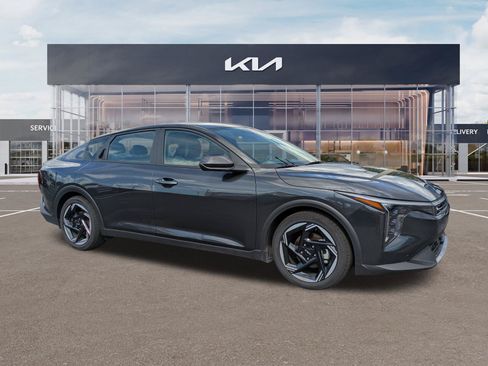Certified 2025 Kia K4 GT-Line Turbo FWD image 2
