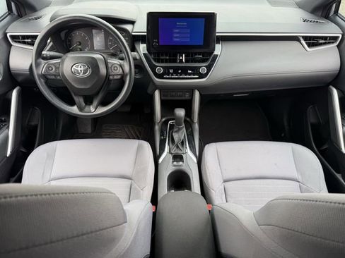 Used 2025 Toyota Corolla Cross S image 11