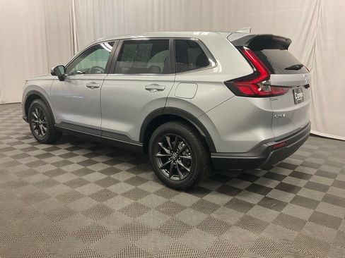 Used 2026 Honda CR-V EX-L image 4