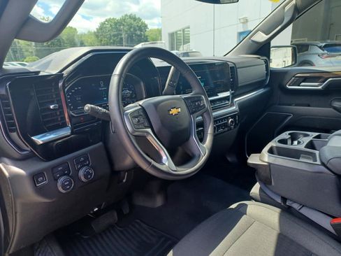Used 2022 Chevrolet Silverado 1500 LT w/ All Star Edition Plus AWD/4WD image 8