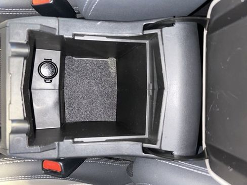 Used 2023 Subaru Forester Premium image 21