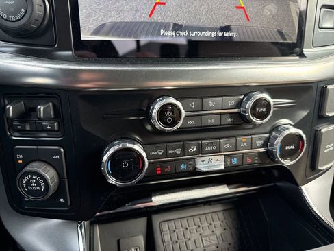 Used 2023 Ford F150 Lariat w/ Equipment Group 502A High image 24