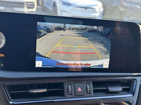 Used 2023 Lexus ES 250 w/ Premium Package image 30